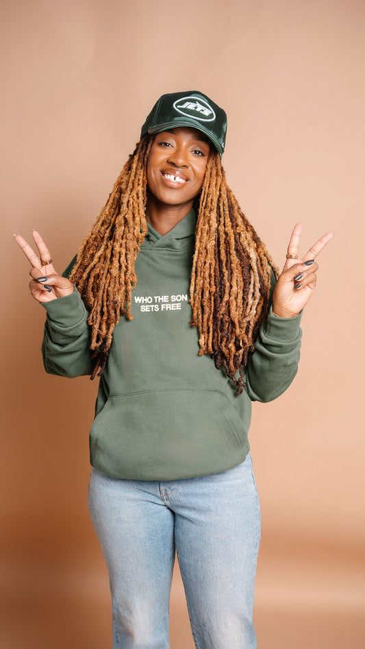 Free Indeed Hoodie || Forest Green